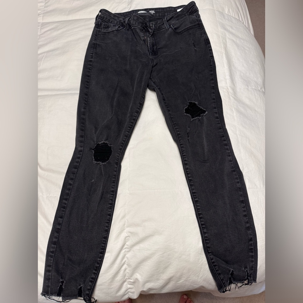 Old navy rockstar super skinny jeans